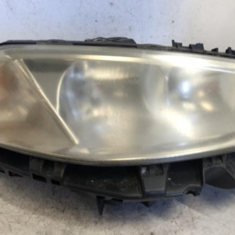 Optique avant principal droit (feux)(phare) RENAULT MEGANE 2