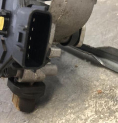 Moteur essuie glace avant RENAULT CLIO 4 Photo n°3