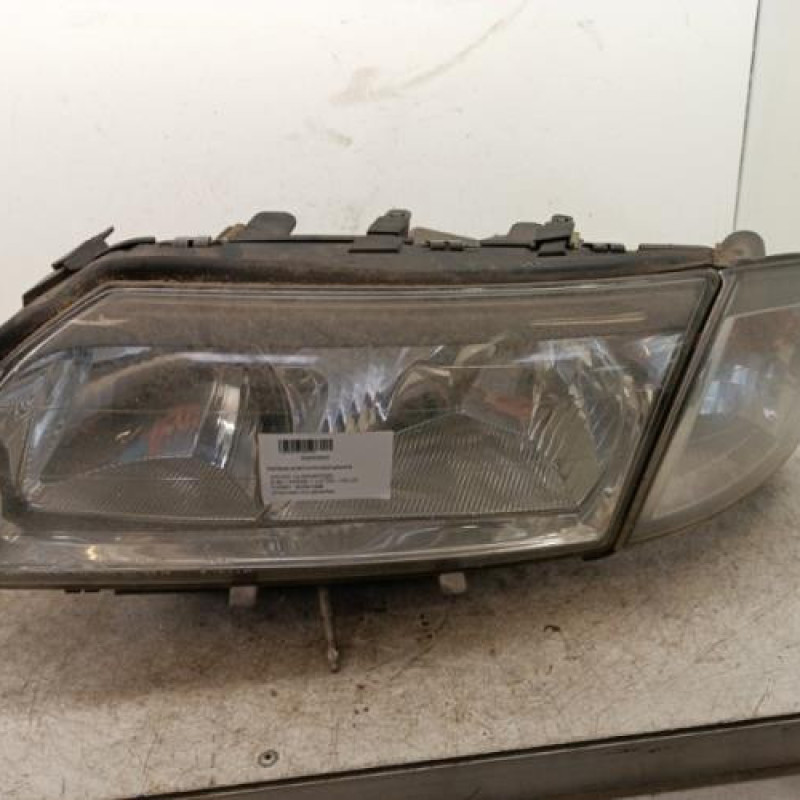 Optique avant principal gauche (feux)(phare) VOLVO S 80 1