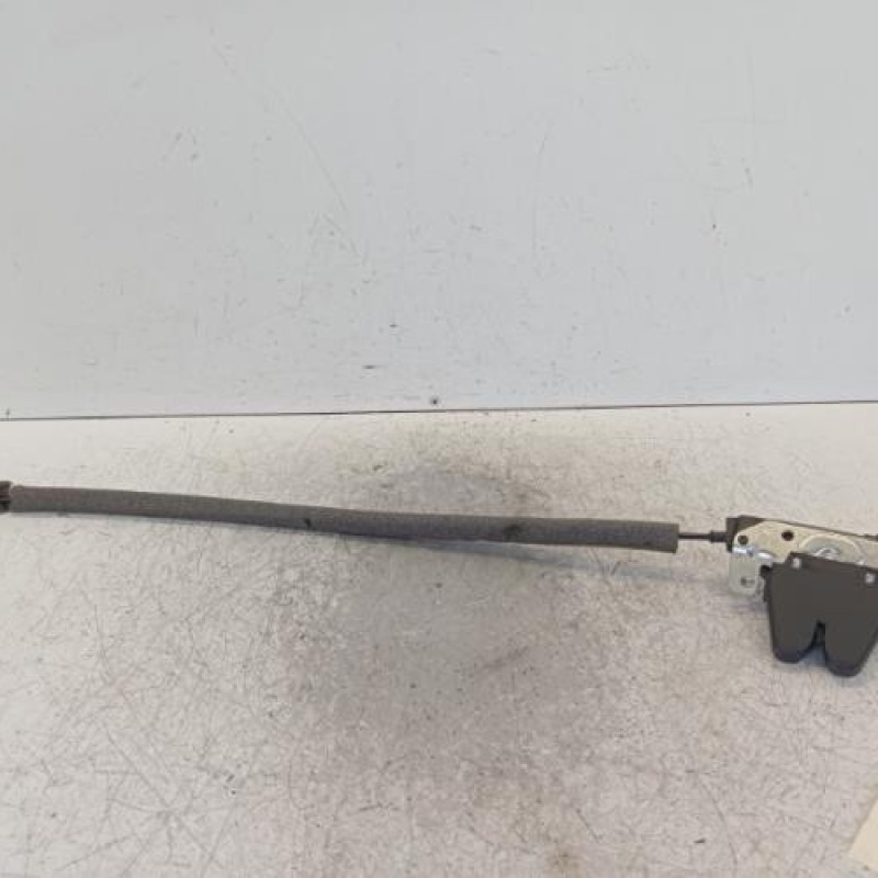 Serrure de coffre MERCEDES CLASSE C 204 Serrure de coffre MERCEDES CLASSE C 204