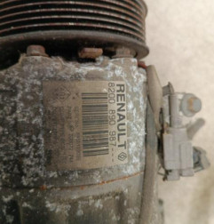 Compresseur clim RENAULT LAGUNA 3 Photo n°3