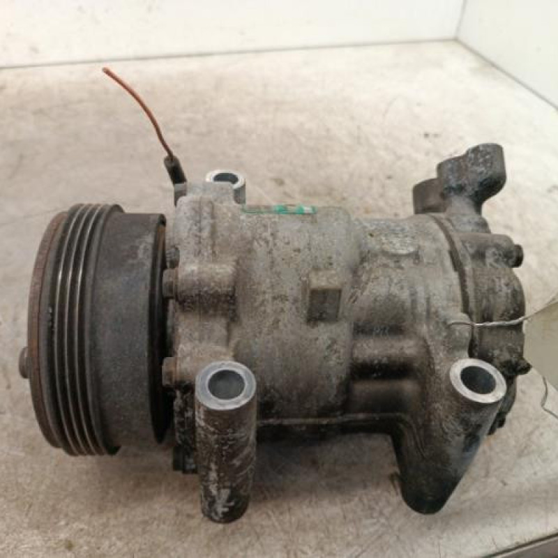 Compresseur clim RENAULT TWINGO 1 Compresseur clim RENAULT TWINGO 1