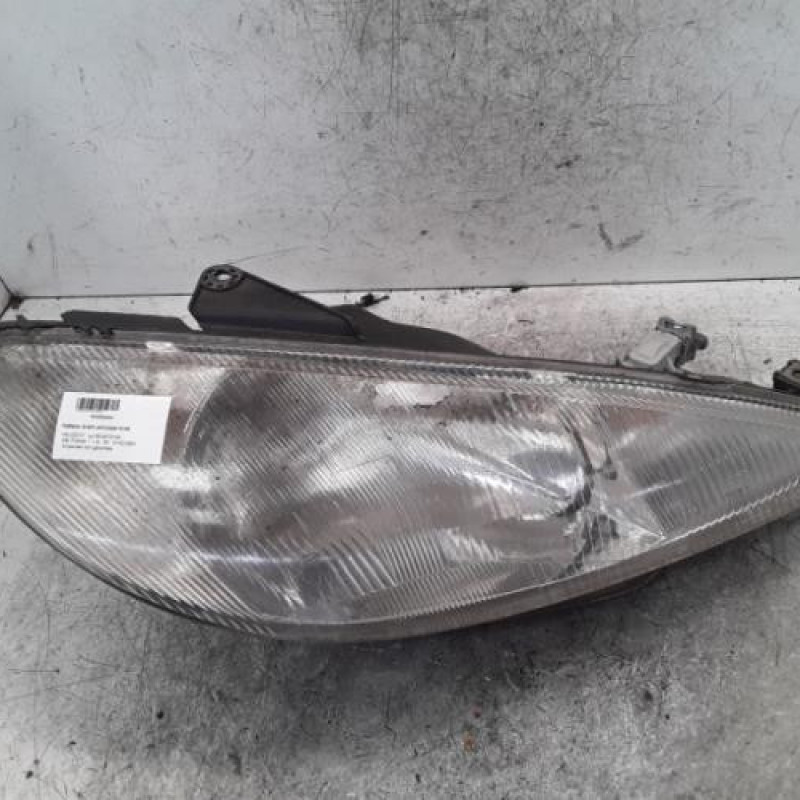 Optique avant principal droit (feux)(phare) PEUGEOT 206