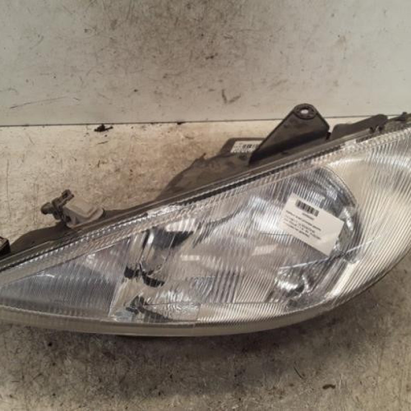 Optique avant principal gauche (feux)(phare) PEUGEOT 206