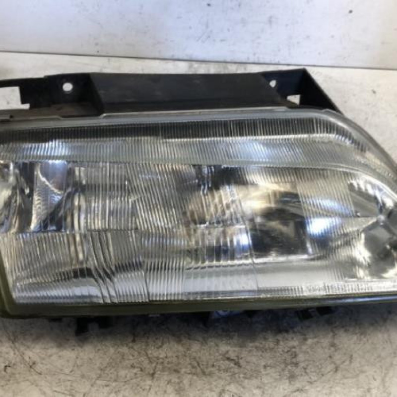 Optique avant principal droit (feux)(phare) CITROEN XANTIA