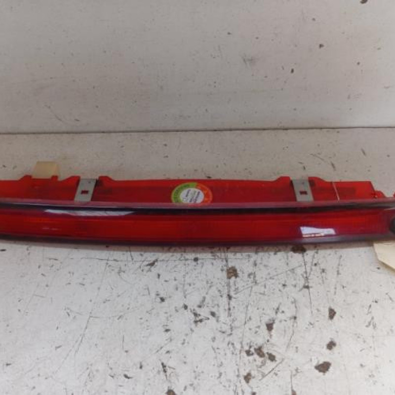Feu arriere stop central RENAULT GRAND SCENIC 2