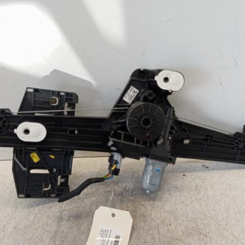 Leve vitre electrique arriere droit PEUGEOT 208 2
