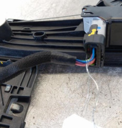 Leve vitre electrique arriere droit PEUGEOT 208 2 Photo n°4