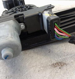 Leve vitre electrique arriere gauche PEUGEOT 208 2 Photo n°5