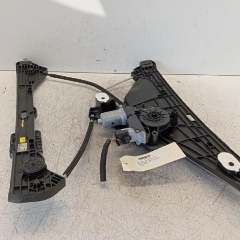 Leve vitre electrique avant gauche PEUGEOT 208 2