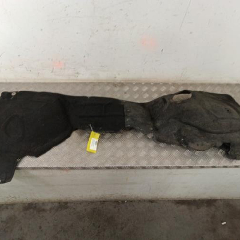 Pare boue avant gauche AUDI A6 3 Pare boue avant gauche AUDI A6 3
