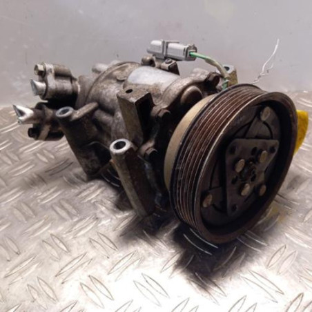 Compresseur clim RENAULT CLIO 3 Photo n°1