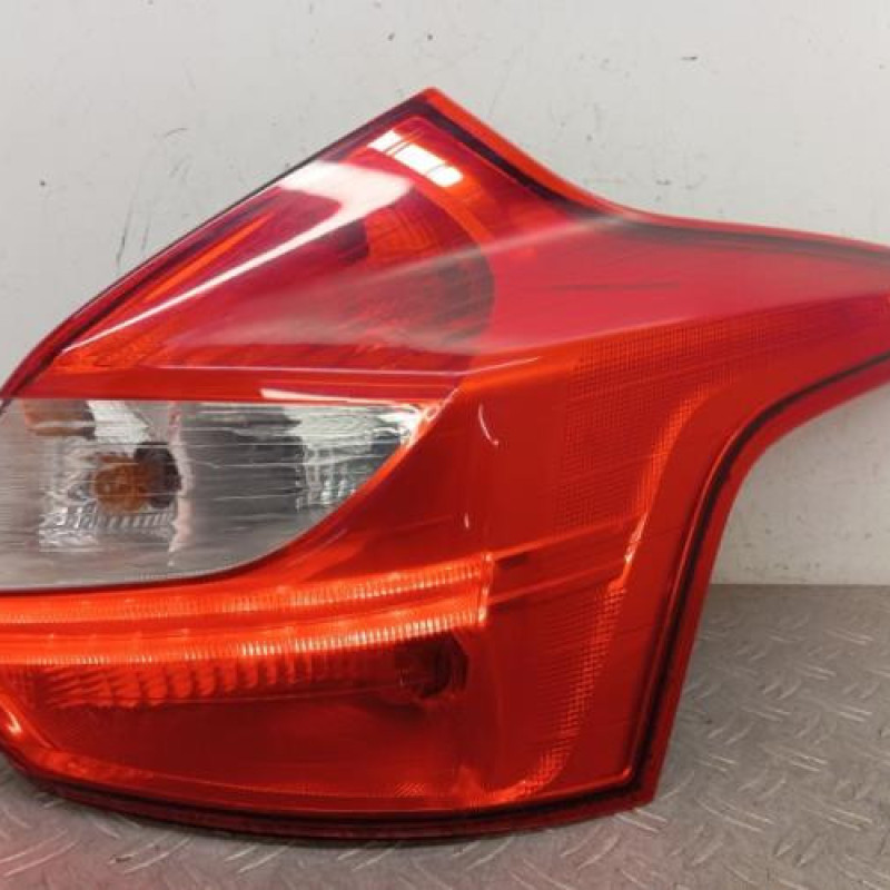 Feu arriere principal droit (feux) FORD FOCUS 3