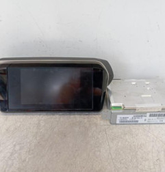 Ecran GPS PEUGEOT 208 2 Photo n°1