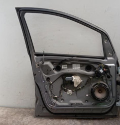 Porte avant gauche MERCEDES CLASSE B 245 Photo n°6