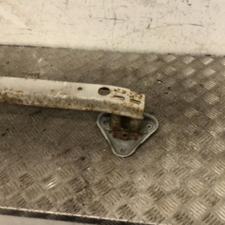 Renfort pare choc arriere (traverse) TOYOTA YARIS 2