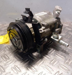 Compresseur clim FIAT PANDA 3 Photo n°1