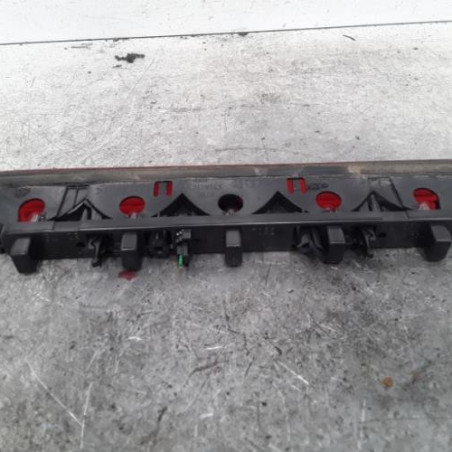 Feu arriere stop central PEUGEOT 206