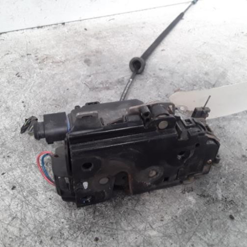 Serrure avant gauche SEAT IBIZA 3 Serrure avant gauche SEAT IBIZA 3