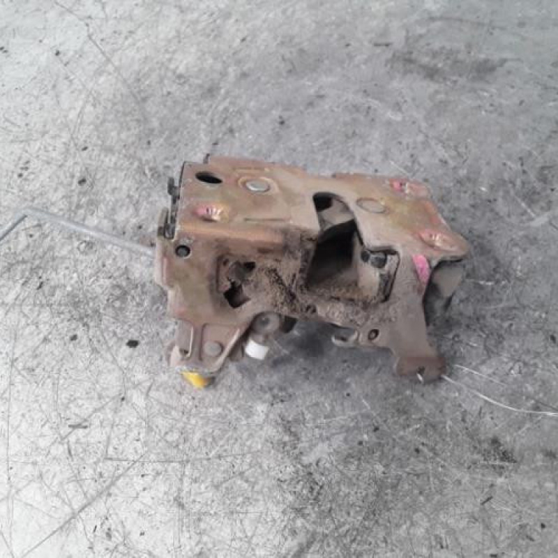 Serrure avant droit RENAULT KANGOO 1 Serrure avant droit RENAULT KANGOO 1