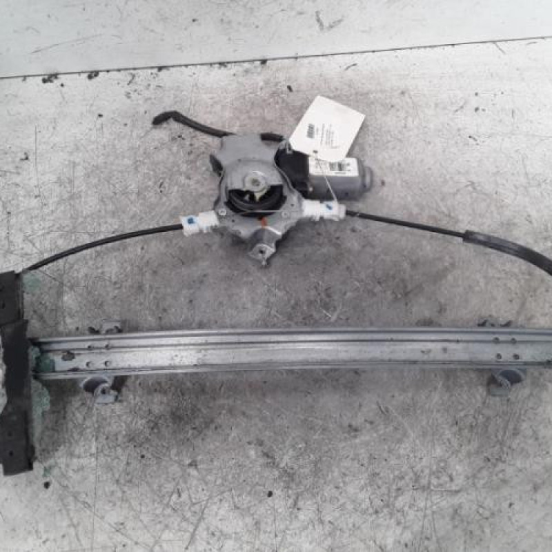 Leve vitre electrique avant gauche NISSAN ALMERA TINO