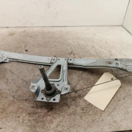 Leve vitre mecanique arriere droit RENAULT CLIO 3 Photo n°1