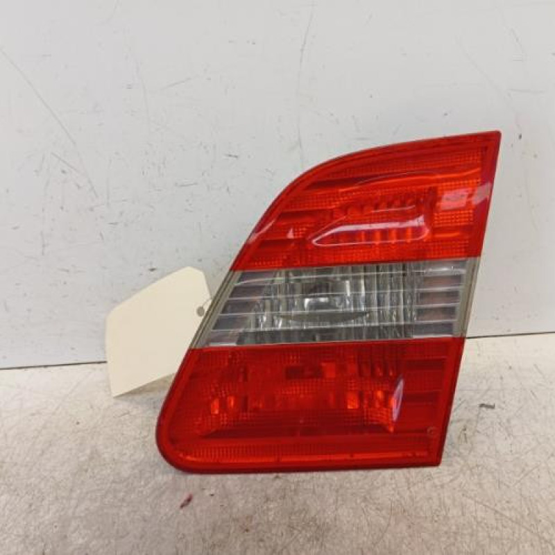 Feu arriere secondaire droit (feux) MERCEDES CLASSE B 245 Feu arriere secondaire droit (feux) MERCEDES CLASSE B 245