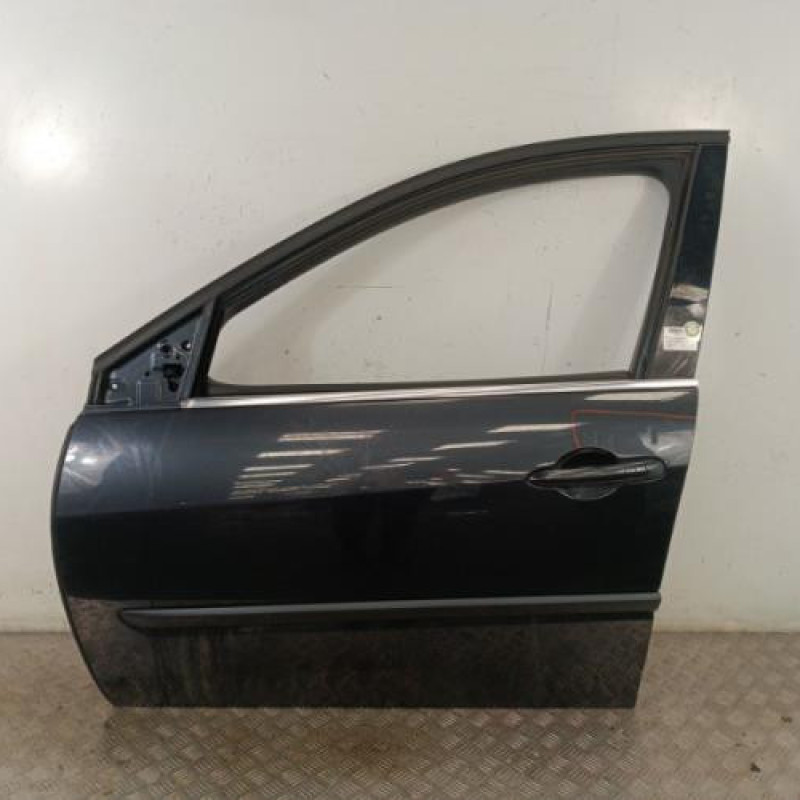 Porte avant gauche RENAULT LAGUNA 3 Porte avant gauche RENAULT LAGUNA 3