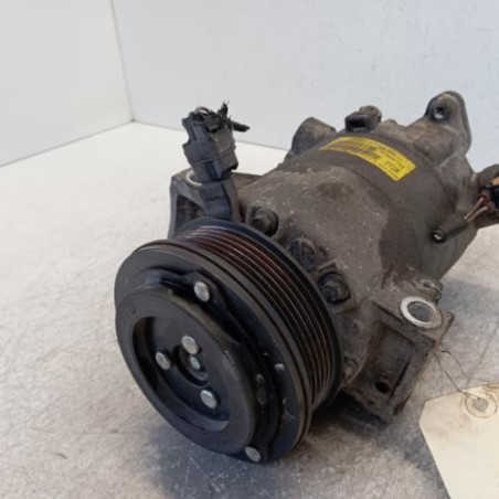 Compresseur clim FORD FIESTA 6