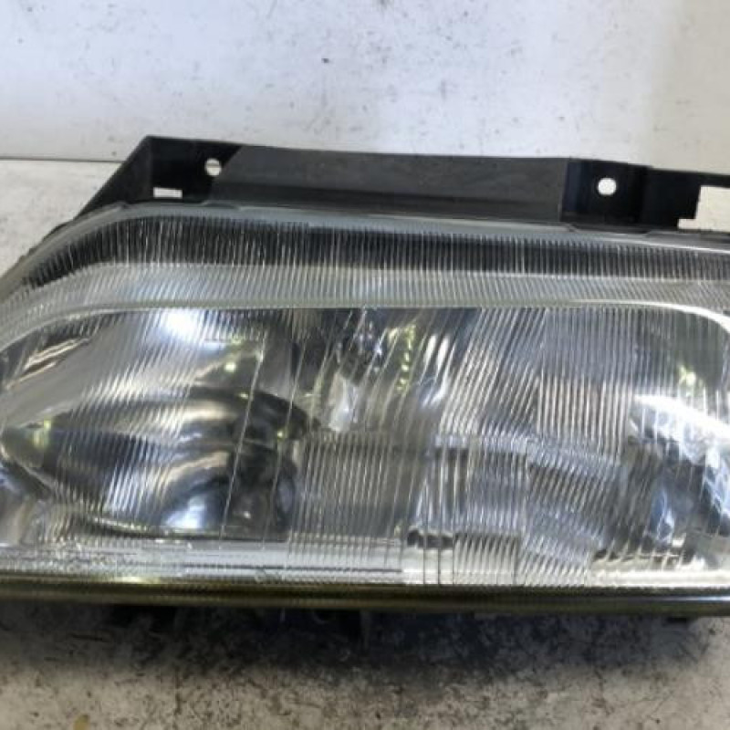 Optique avant principal gauche (feux)(phare) CITROEN XANTIA