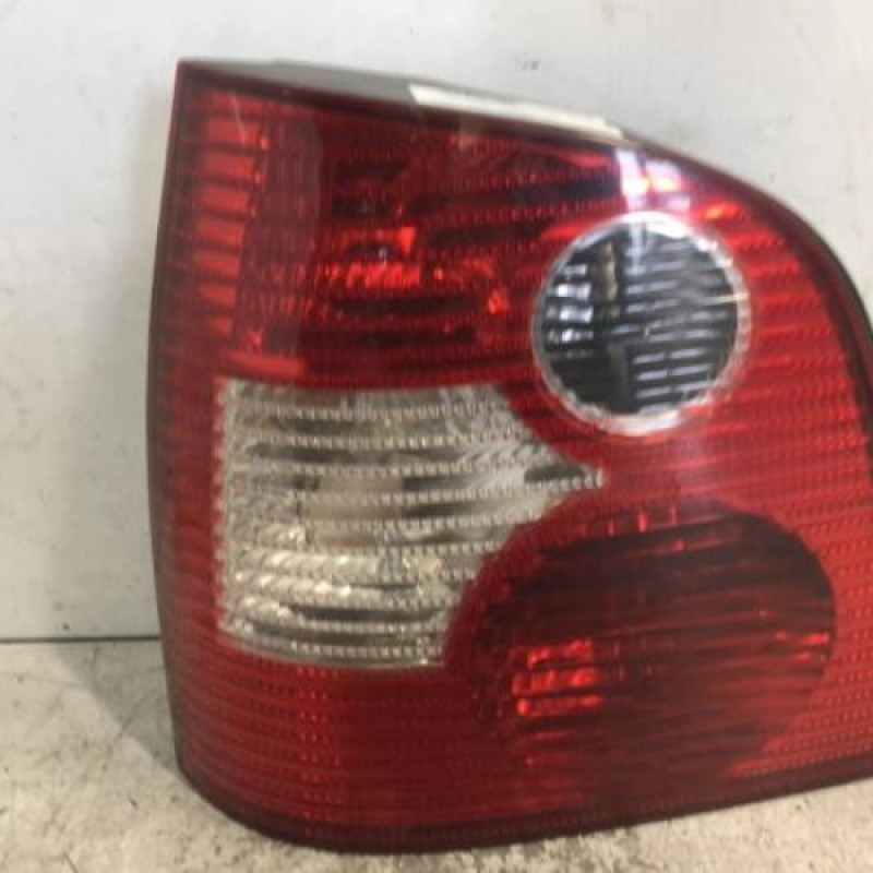 Feu arriere principal gauche (feux) VOLKSWAGEN POLO 4