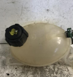 Vase d'expansion RENAULT CLIO 4 Photo n°1