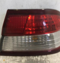 Feu arriere principal droit (feux) NISSAN MAXIMA QX 2 Photo n°1