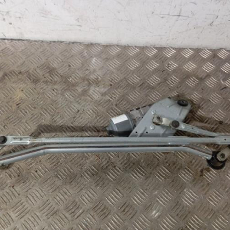 Moteur essuie glace avant DACIA DUSTER 1 Moteur essuie glace avant DACIA DUSTER 1