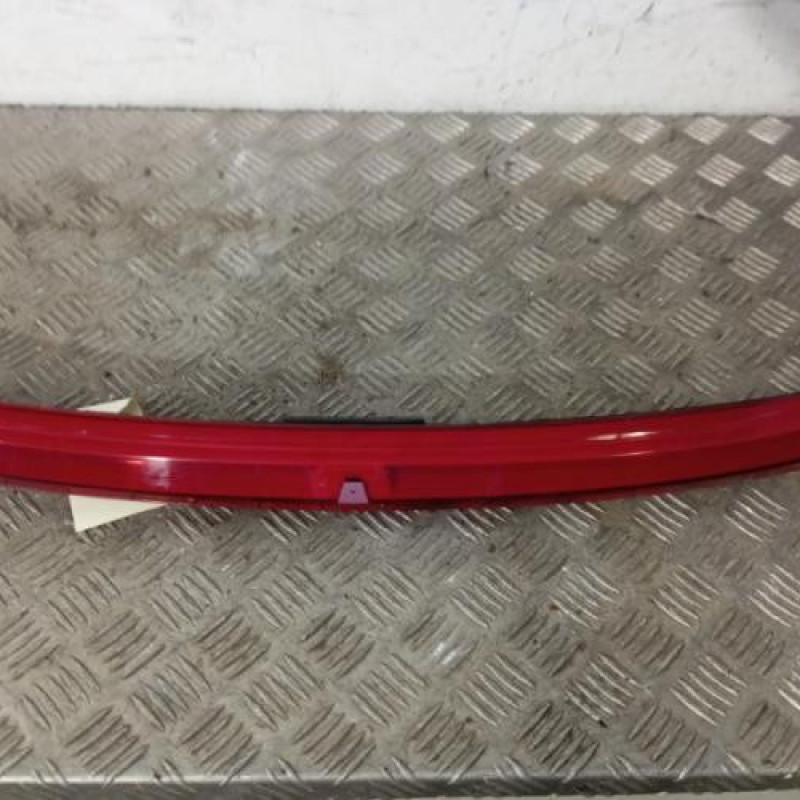 Feu arriere stop central CITROEN C4 GRAND PICASSO 1 Feu arriere stop central CITROEN C4 GRAND PICASSO 1