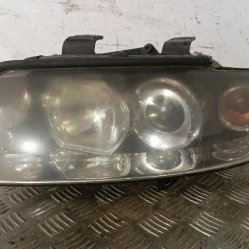 Optique avant principal gauche (feux)(phare) AUDI A4 2