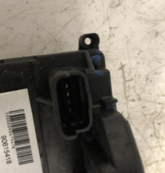 Serrure avant gauche RENAULT CLIO 3