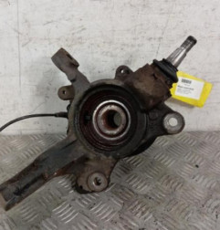 Moyeu avant droit RENAULT MASTER 3