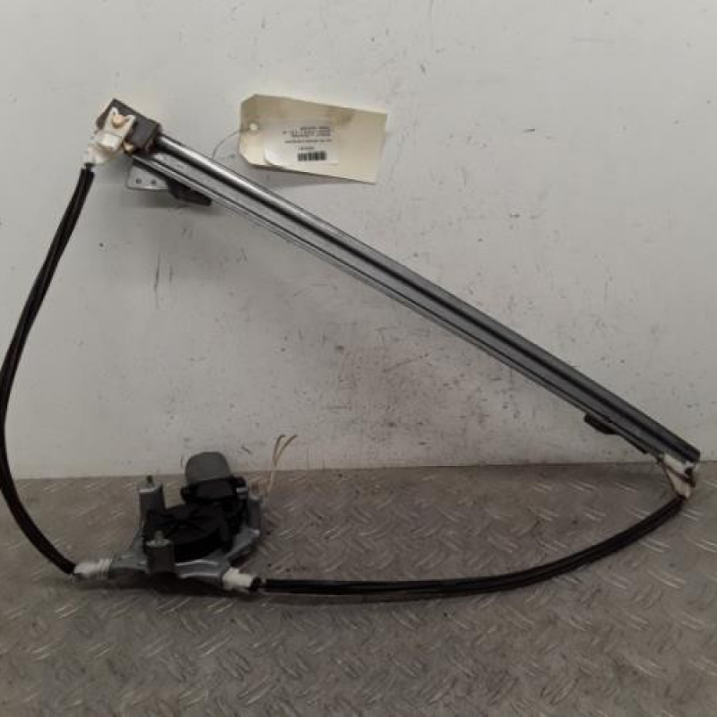 Leve vitre electrique avant gauche RENAULT SCENIC 1