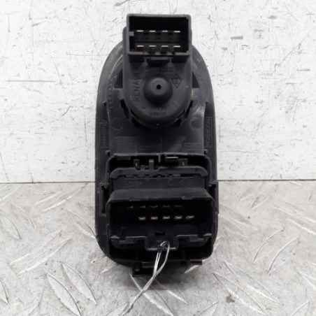 Interrupteur de leve vitre avant gauche RENAULT MASTER 3