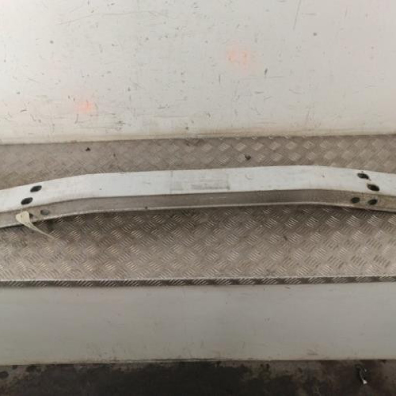 Renfort pare choc arriere (traverse) TOYOTA PRIUS 2