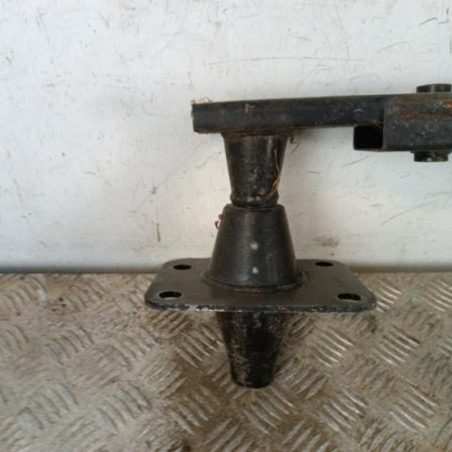 Renfort pare choc avant (traverse) PEUGEOT 5008 1