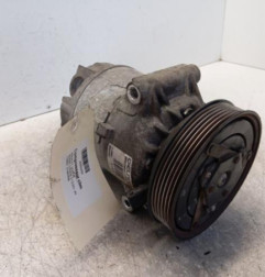Compresseur clim RENAULT SCENIC 2 Photo n°3