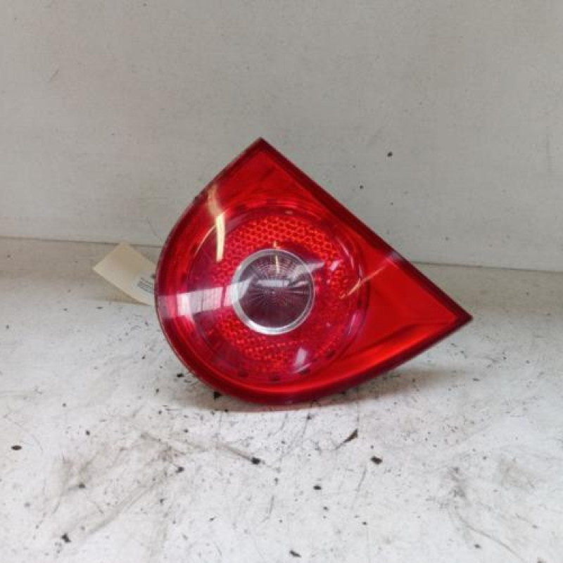 Feu arriere secondaire gauche (feux) VOLKSWAGEN GOLF 5