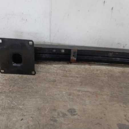 Renfort pare choc arriere (traverse) LAND ROVER FREELANDER 2