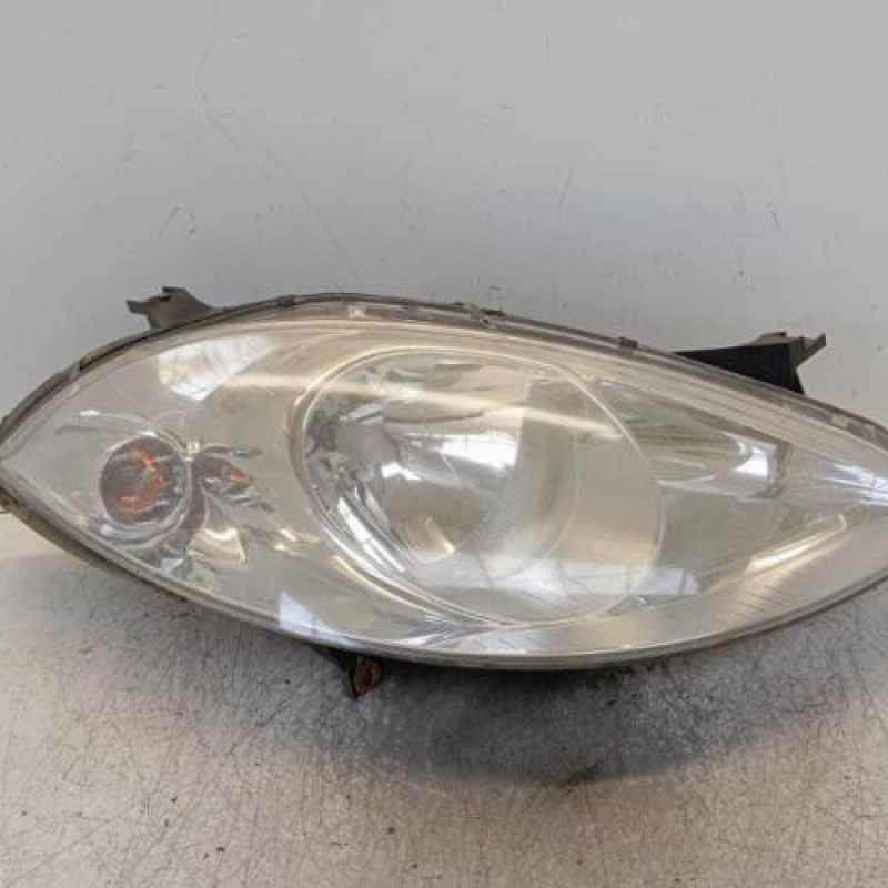 Optique avant principal droit (feux)(phare) MERCEDES CLASSE A 169