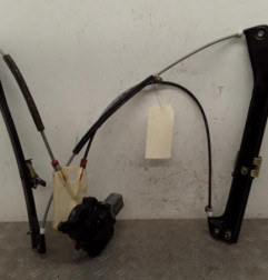Leve vitre electrique avant gauche VOLKSWAGEN POLO 5
