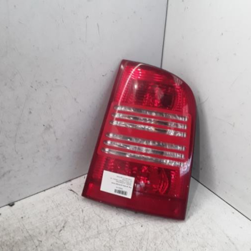 Feu arriere principal droit (feux) SKODA OCTAVIA 1