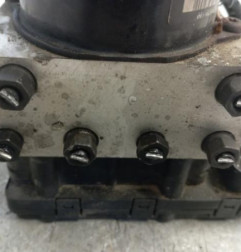 Bloc ABS (freins anti-blocage) VOLKSWAGEN GOLF 4