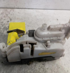 Serrure avant gauche VOLKSWAGEN POLO 3